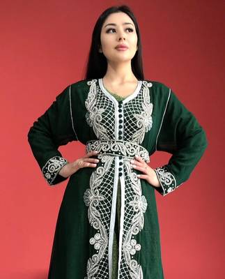 Green Zari Stone Work Georgette Islamic Style Beads Embedded Partywear Kaftan Long Gown Evening wear Dubai kaftan 2