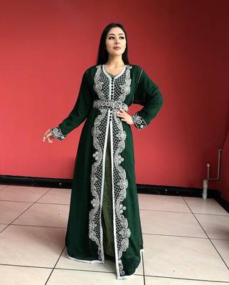 Green Zari Stone Work Georgette Islamic Style Beads Embedded Partywear Kaftan Long Gown Evening wear Dubai kaftan 3