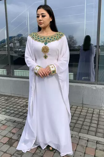 White Zari Stone Work Georgette Islamic Style Beads Embedded Partywear Kaftan Long Gown Evening wear Dubai kaftan