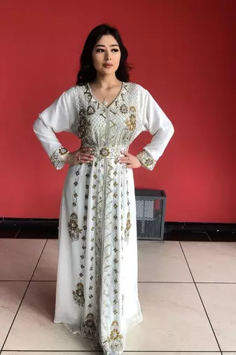 WHITE Zari Stone Work Georgette Islamic Style Beads Embedded Partywear Kaftan Long Gown Evening wear Dubai kaftan