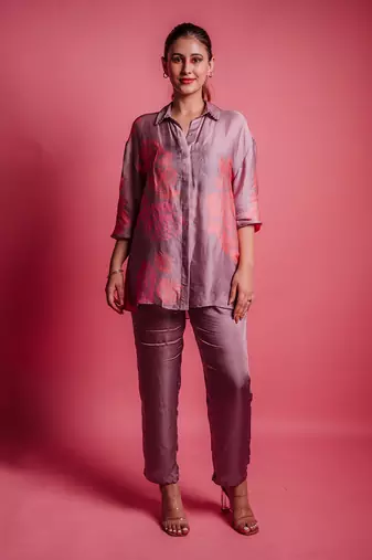 Dewberry blue rosebud shirt
