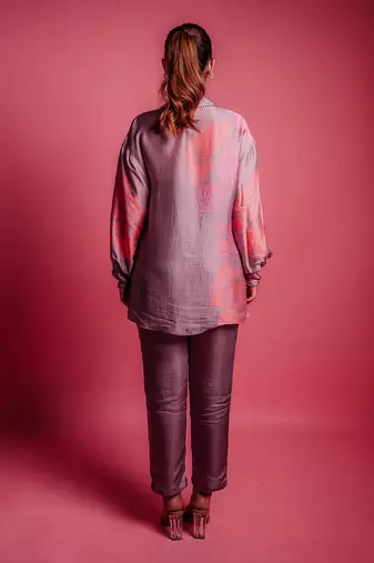 Dewberry blue rosebud shirt