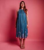 Dessert blue boutonniere dress