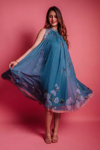 Dessert blue boutonniere dress