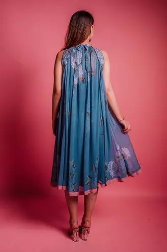 Dessert blue boutonniere dress