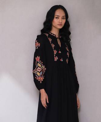 AARKE Black embroidered long dress 5
