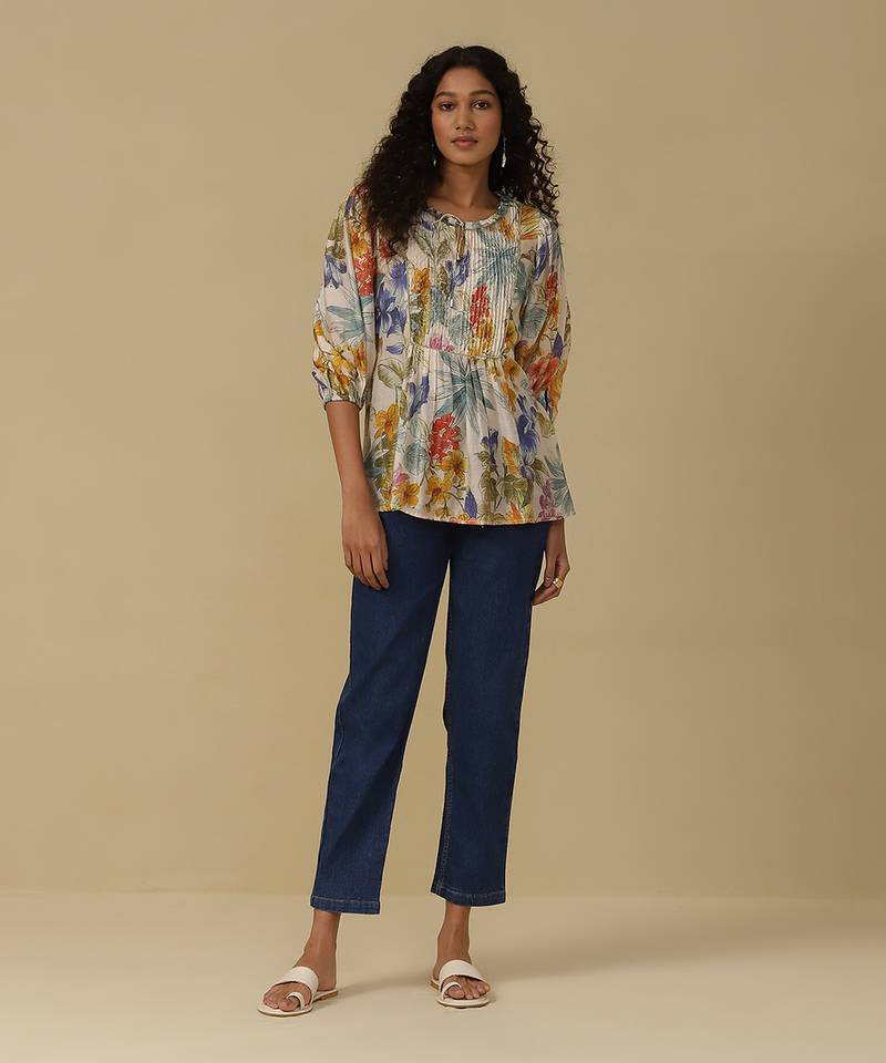 White floral print top