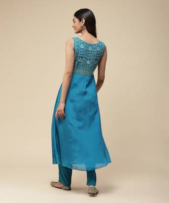 AARKE Blue embroidered a line kurta set 4