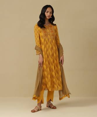 AARKE Marigold yellow paisley print kurta set 1