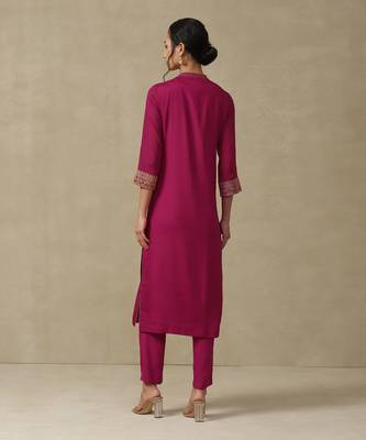 AARKE Fuschia embroidered kurta set 4