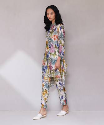 AARKE White floral print kurta set 2
