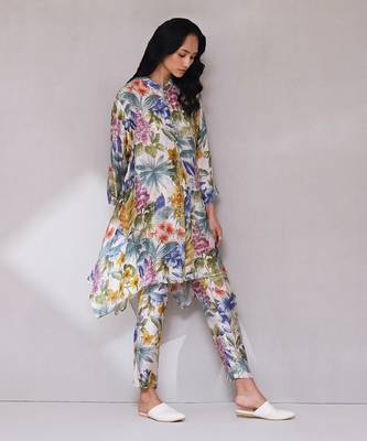 AARKE White floral print kurta set 3