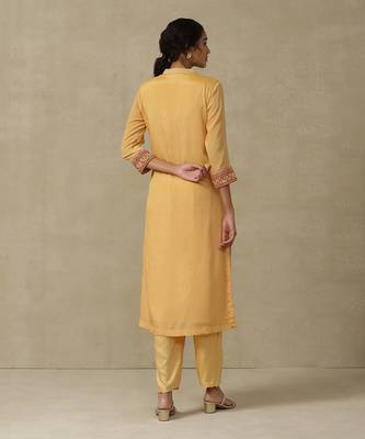 AARKE Yellow embroidered kurta set 4