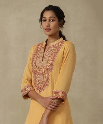 AARKE Yellow embroidered kurta set 5