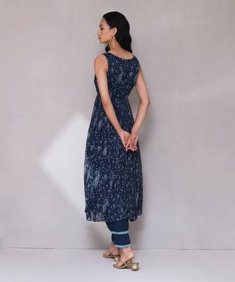 AARKE Blue paisley print anarkali kurta set 4