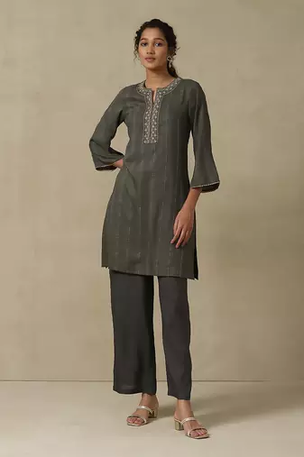AARKE Grey embroidered kurta set