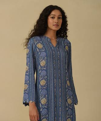 AARKE Denim blue floral print kurta set 5