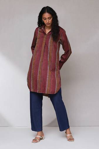 Maroon yarn dyed kurta