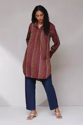 Maroon yarn dyed kurta
