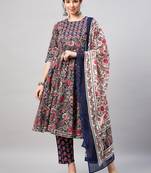 Winered woman navy blue paisley print gota detailing patch kurta set with dupatta