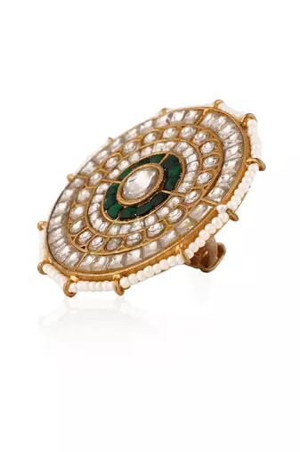 Green & white jadtar stone studded ring