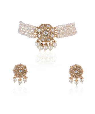 White necklace set 1