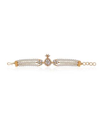 White pearl bracelet 1