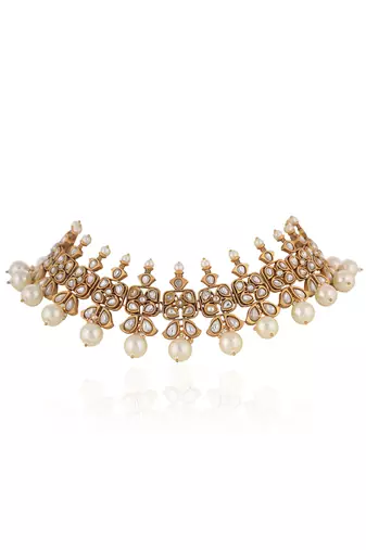 Off white pearl jadtar choker set