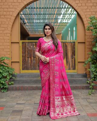 Pink Woven Design Bandhej Silk Blend Saree With Blouse 3