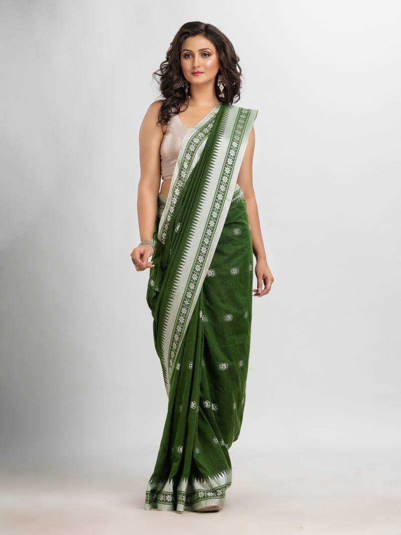 Cream animal motifs designer saree, deer motifs featured on its border, and striped pallu main image 1