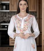 Hand Embroidered White Cotton Lucknowi Chikankari Kurti