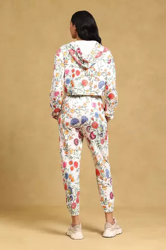 White floral print co ord det by LABEL