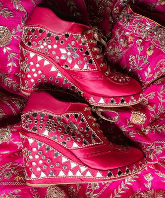 Pink hand embroidery wedges 1