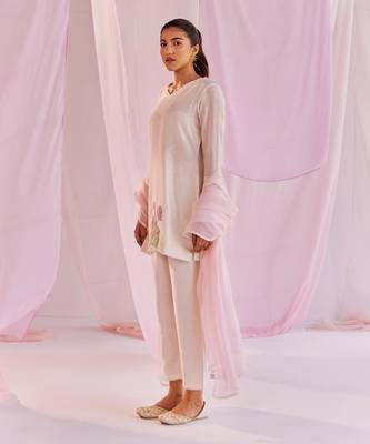 Ivory enya kurta set 2