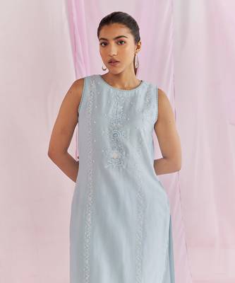 Powder blue safi kurta set 4