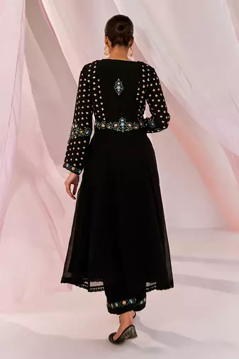 Black alara black kurta set