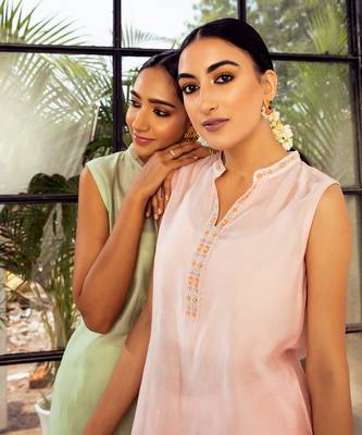 Blush pink embroidered tunic set 5