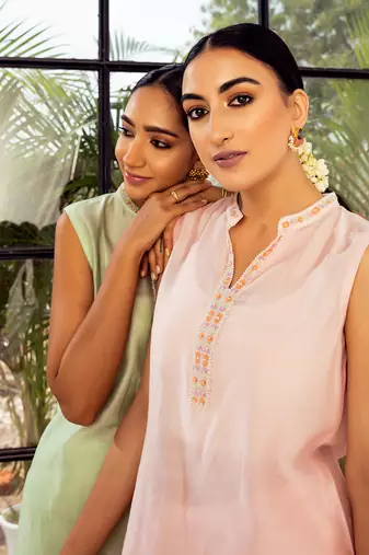 Blush pink embroidered tunic set