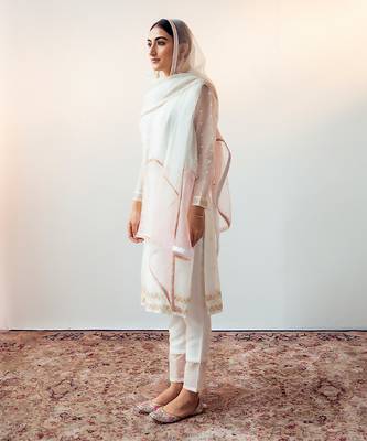 White embroidered handcrafted kurta set 2