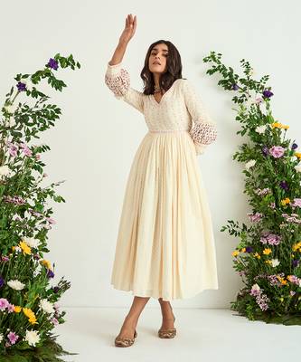 Ivory embroidered tunic 1