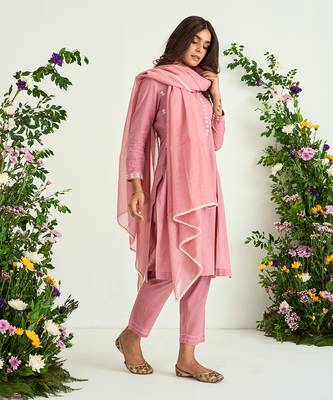 Onion pink embroidered kurta set 2
