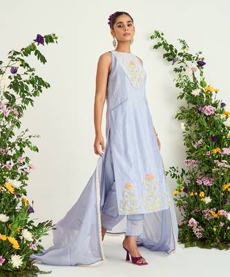 Ice blue dori embroidered kurta set 2