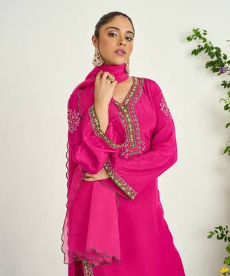 Rani pink embroidered kurta set 4