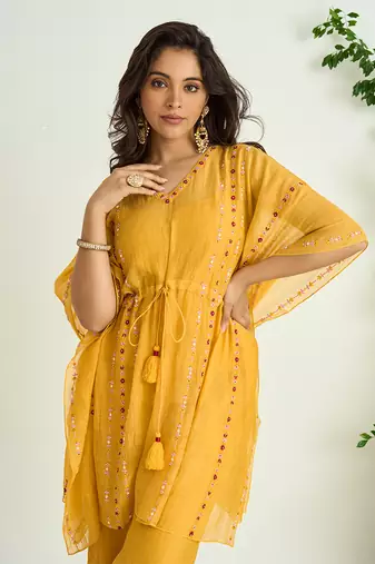 Yellow hand embroidered kaftan with inner