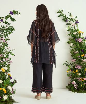 Black hand embroidered kaftan with inner 2