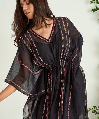 Black hand embroidered kaftan with inner 3