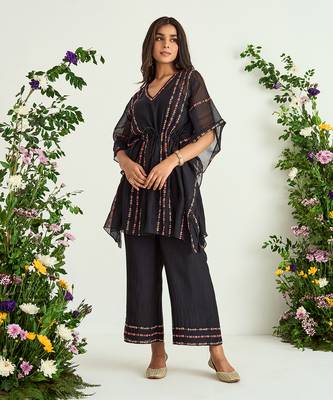 Black hand embroidered kaftan set 1