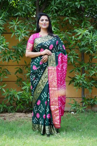 Green Woven Design Bandhej silk blend Saree With Blouse