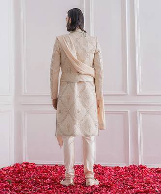 Champagne khanpur sherwani 2