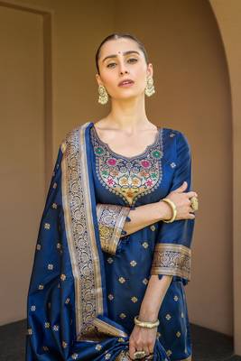 Beautiful Navy Blue Colour Woven Paithnai Designer Fancy Girlish Banarasi Silk Salwaar Kameez 2
